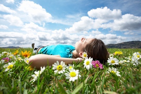 laying-in-the-grass