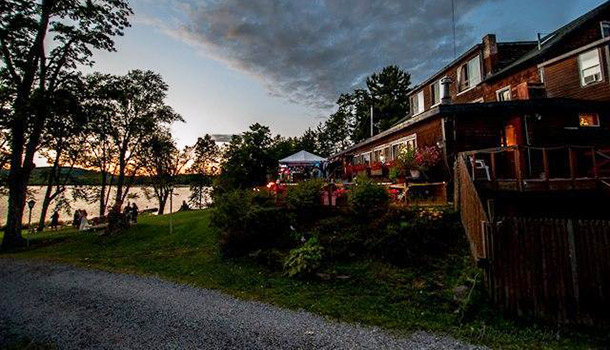 civil-war-lake-house